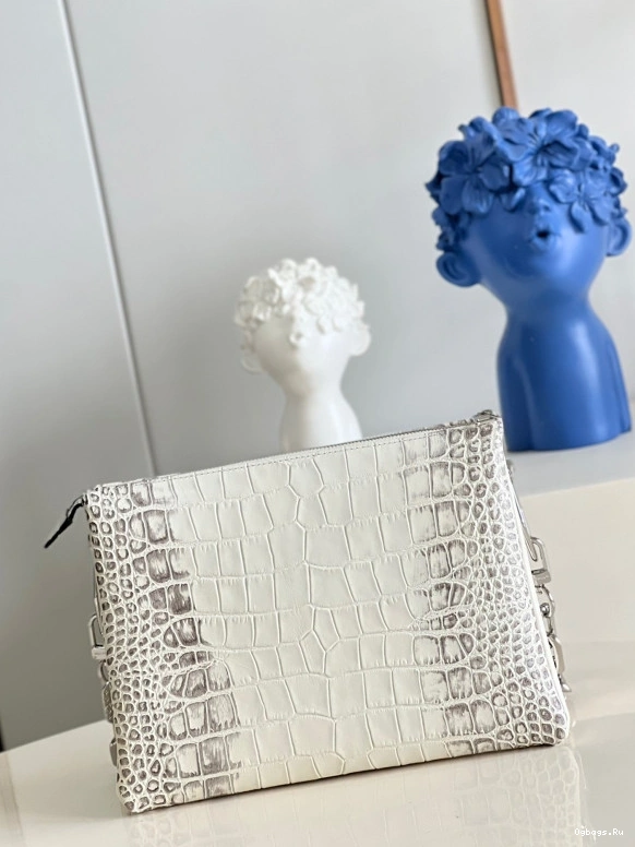 PM VUITTON LOUIS COUSSIN 0427